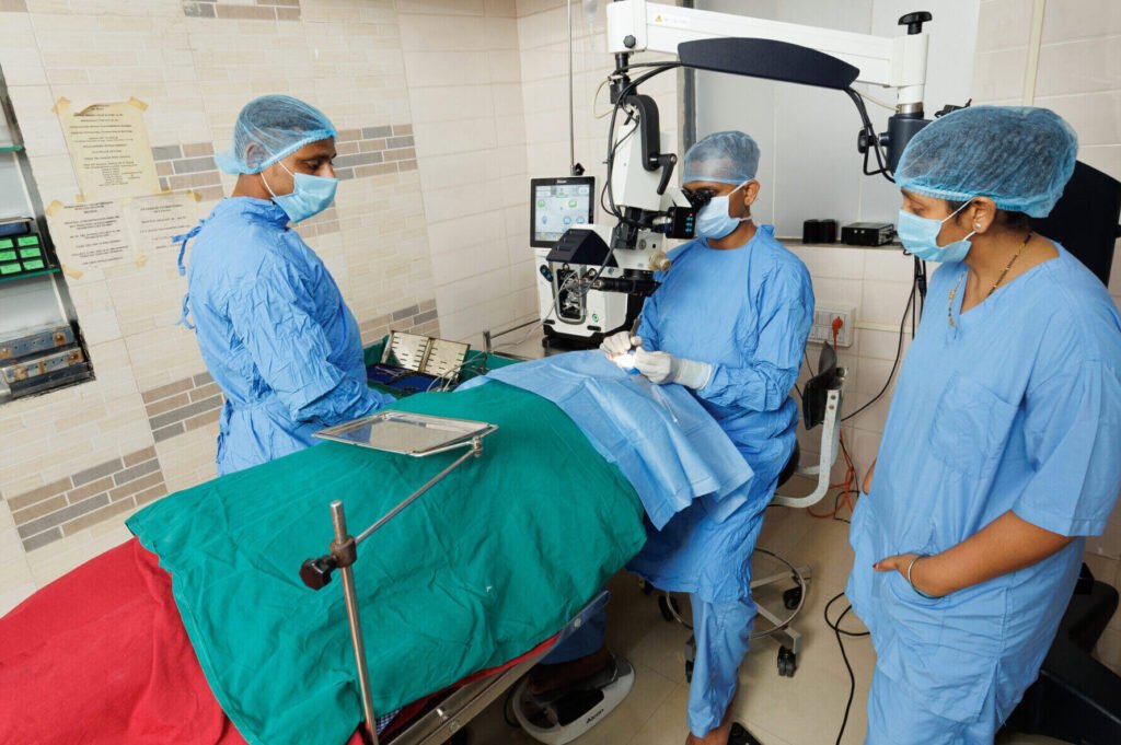 How Does Lasik Surgery Help To Get Rid Of Glasses